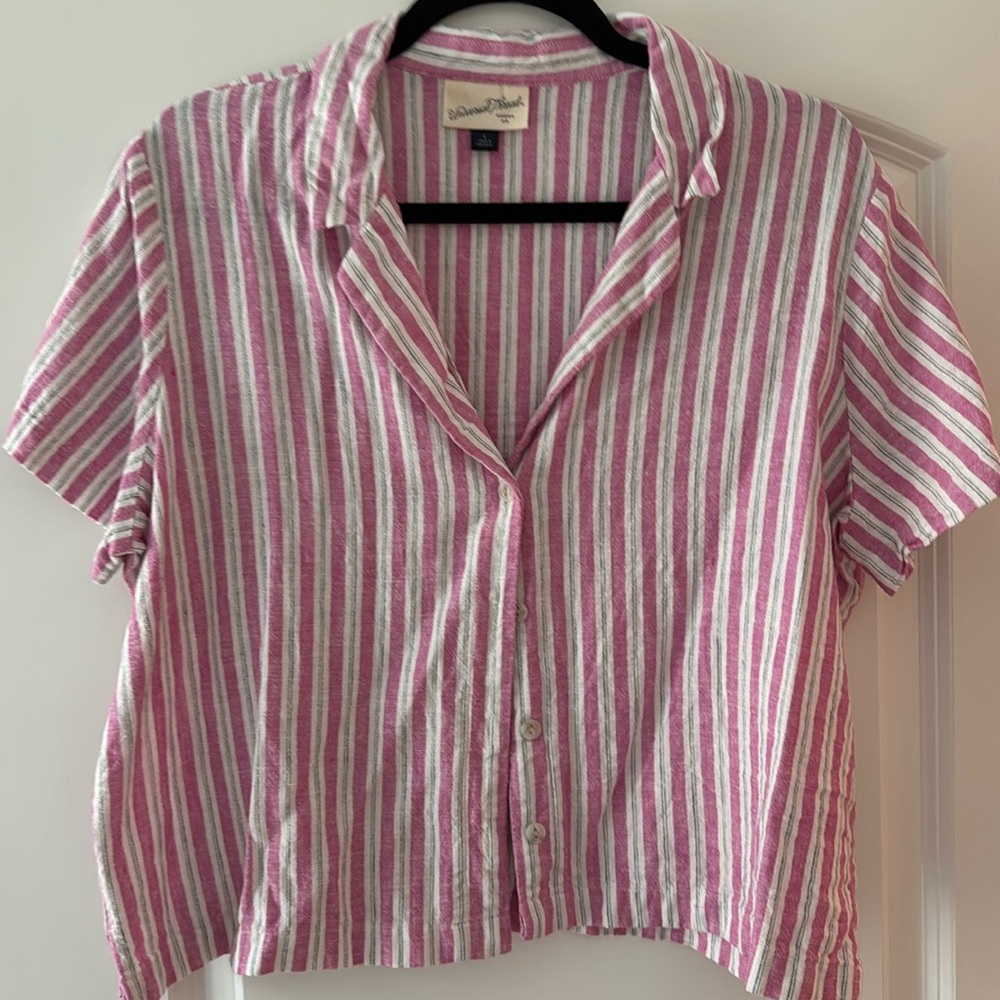 Linen Button down blouse. Pink and cream pinstripe. Size Large